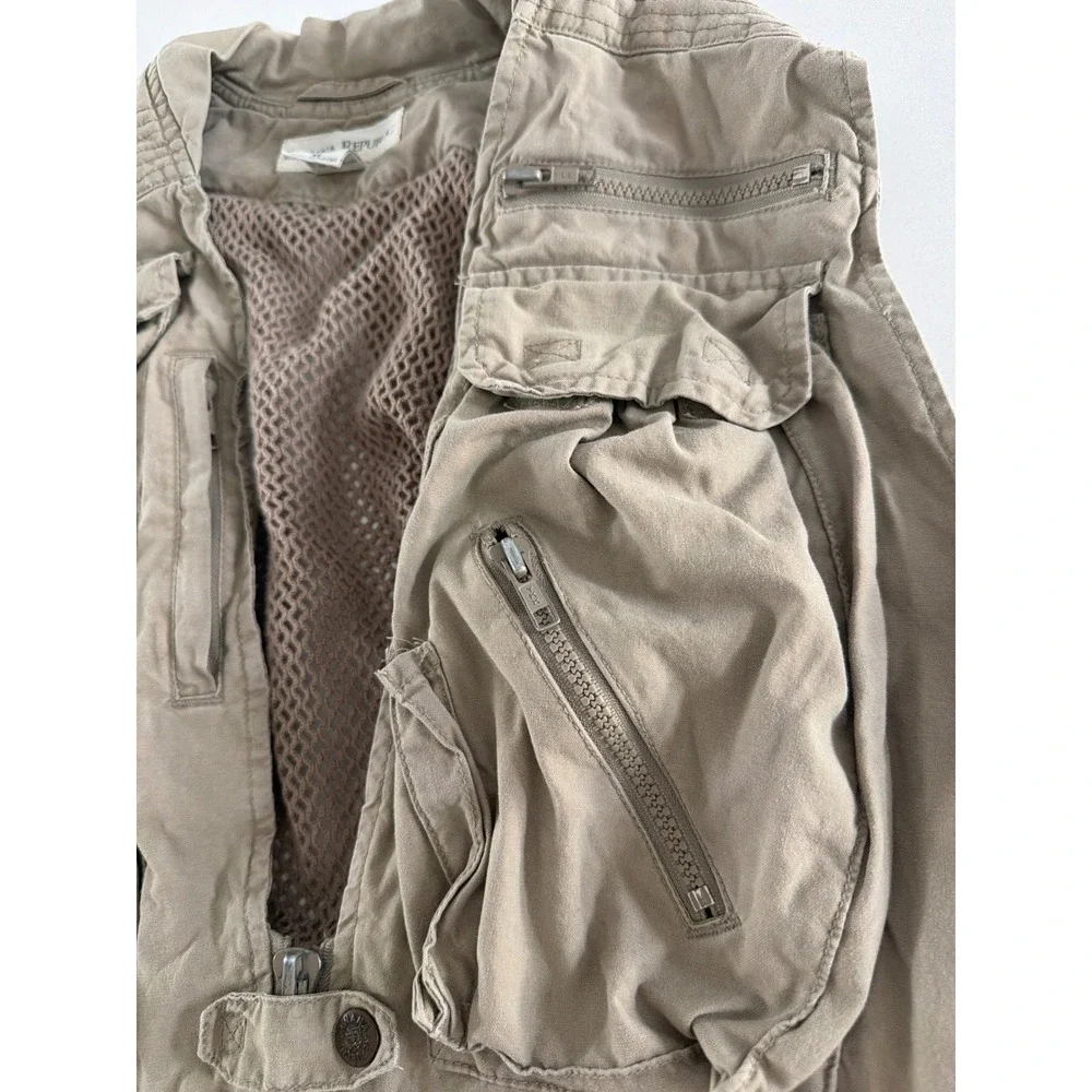 Vintage Banana Republic Safari Travel Vest Tan Multi-Pocket Utility Mens XS